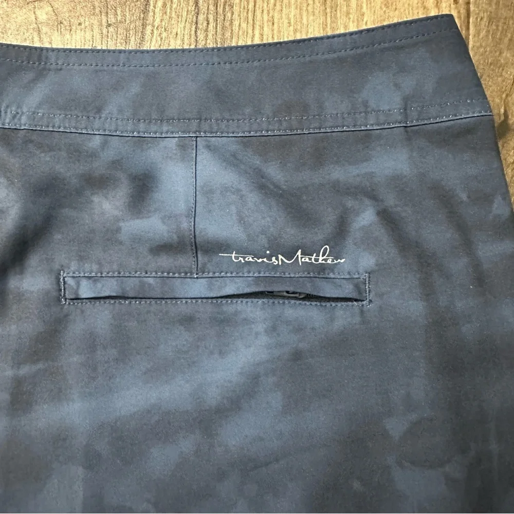 Travis Mathew Swim Summer Beach Board Shorts Mens Size 40 Insignia Blue